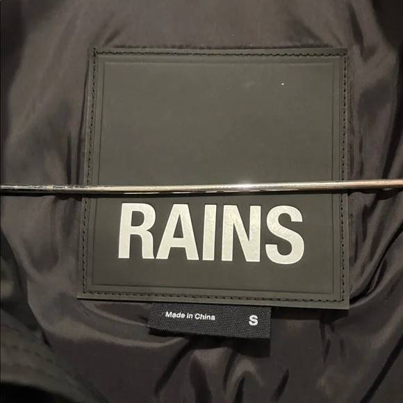 Rains Boxy Puffer vest black thermor - Picture 5 of 8